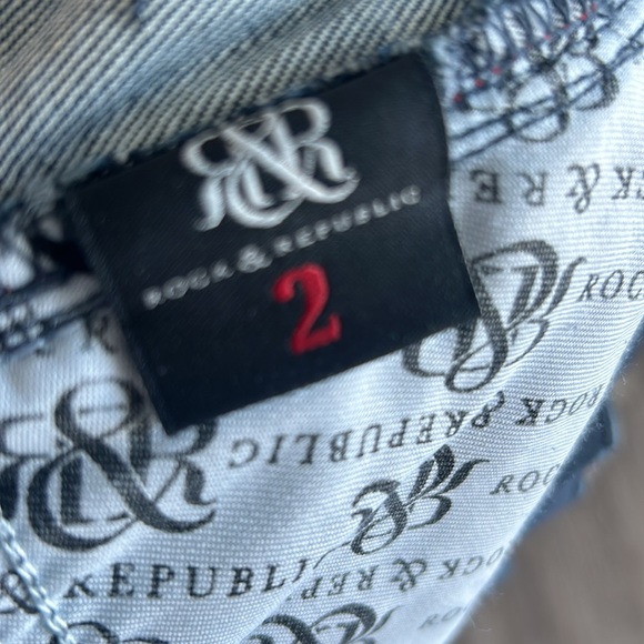 Gorgeous rock and republic jeans - Picture 6 of 6